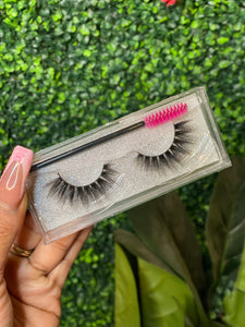 HEARTBREAK Lashes